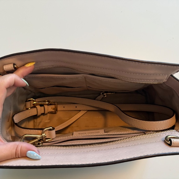 Light Pink MK Purse & Wallet - Picture 4 of 7